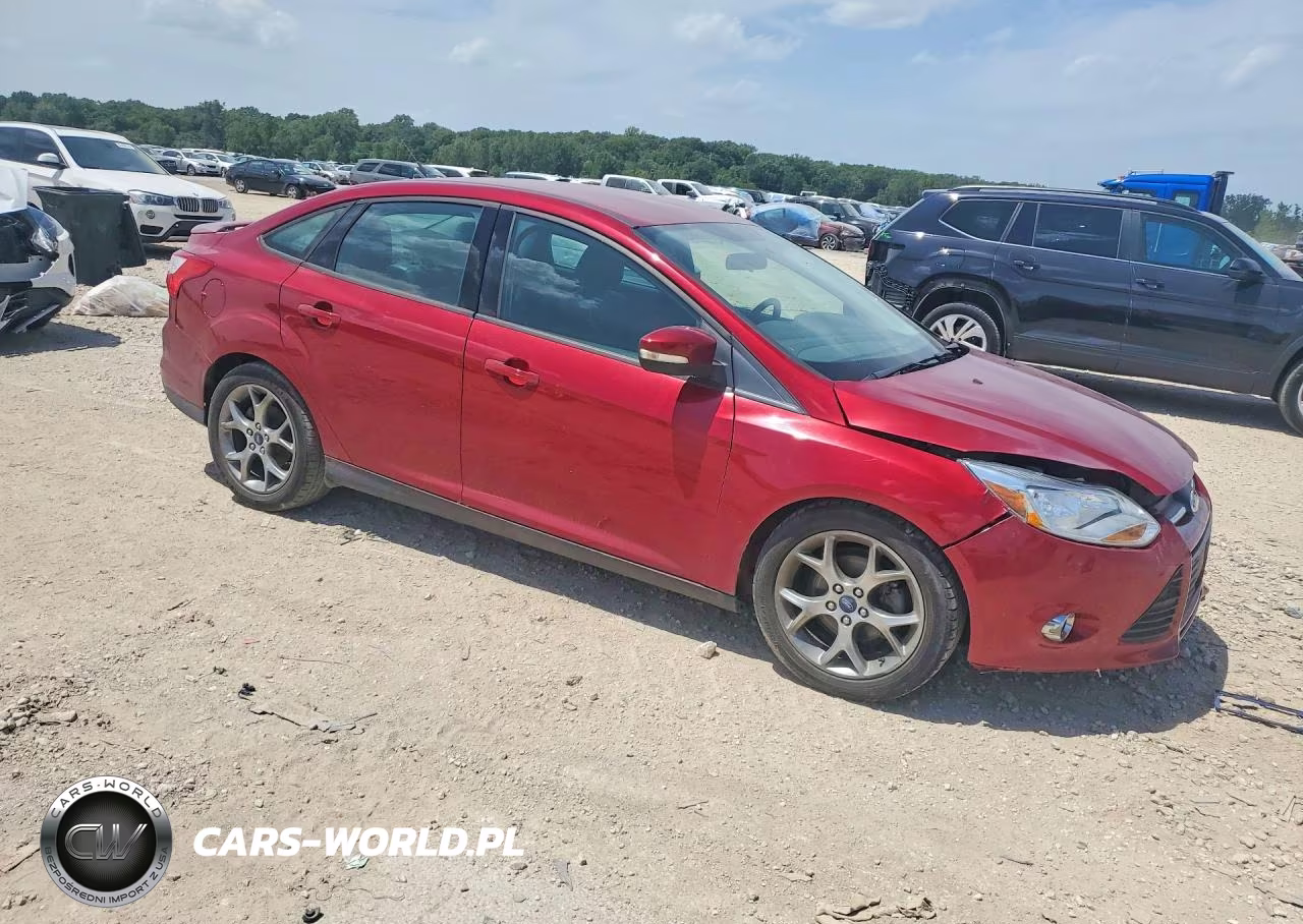 2013 Ford Focus Se VIN:1FADP3F24DL106324 - 4
