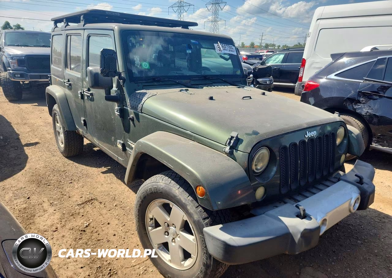 2008 Jeep Wrangler Unlimited Sahara VIN:1J4GA59198L520500 - 4
