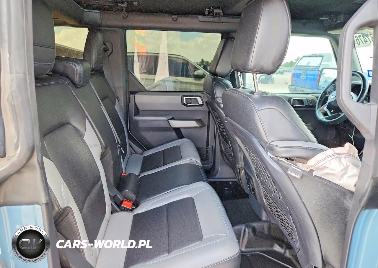 2023 Ford Bronco Base VIN:1FMEE5DH7PLB09905 - 10