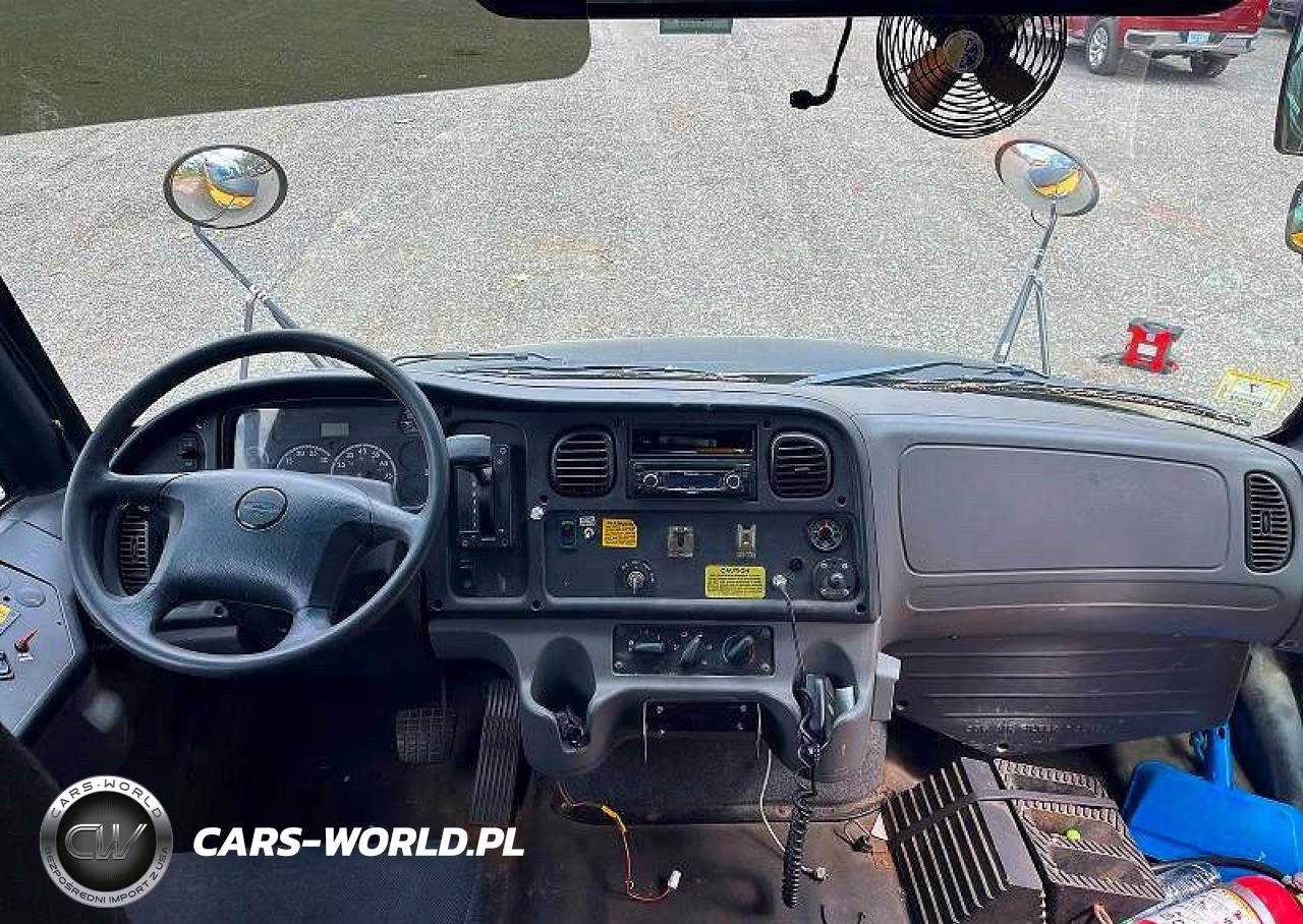 2015 Freightliner Chassis B2B VIN:4UZABRDU8FCFW9555 - 9