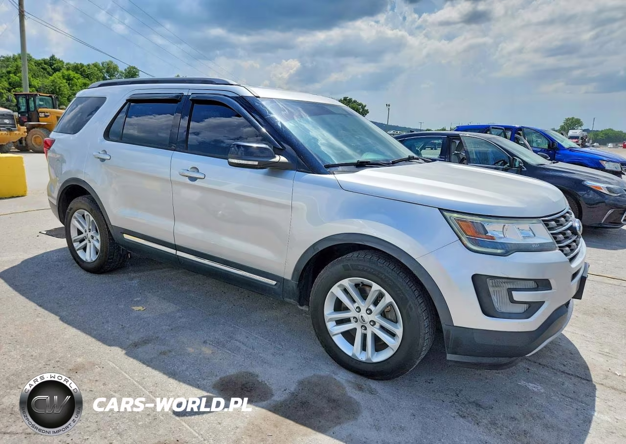 2017 Ford Explorer Xlt VIN:1FM5K7DH4HGD78071 - 4