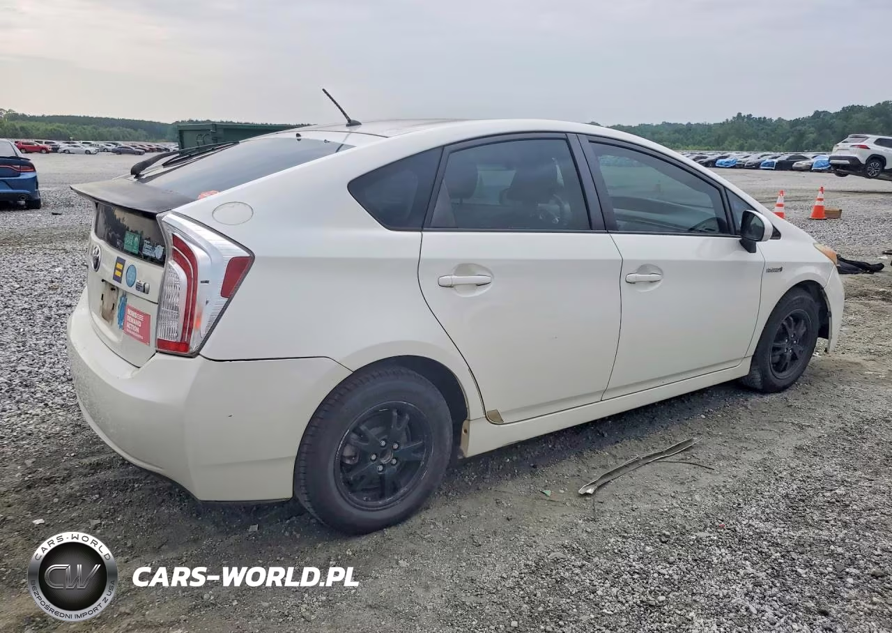 2013 Toyt Prius VIN:JTDKN3DU2D1696076 - 3