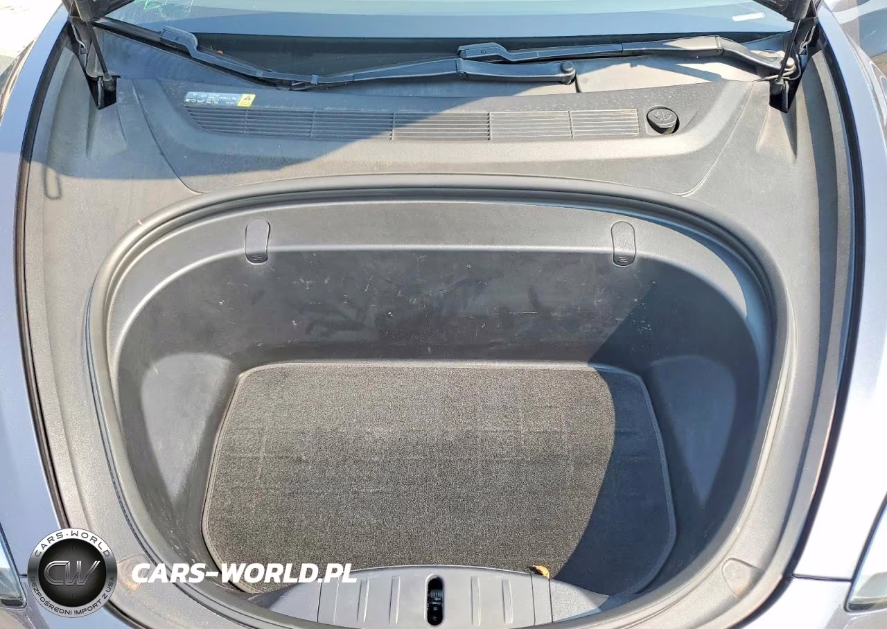 2018 Tesla Model 3 VIN:5YJ3E1EA4JF024178 - 11