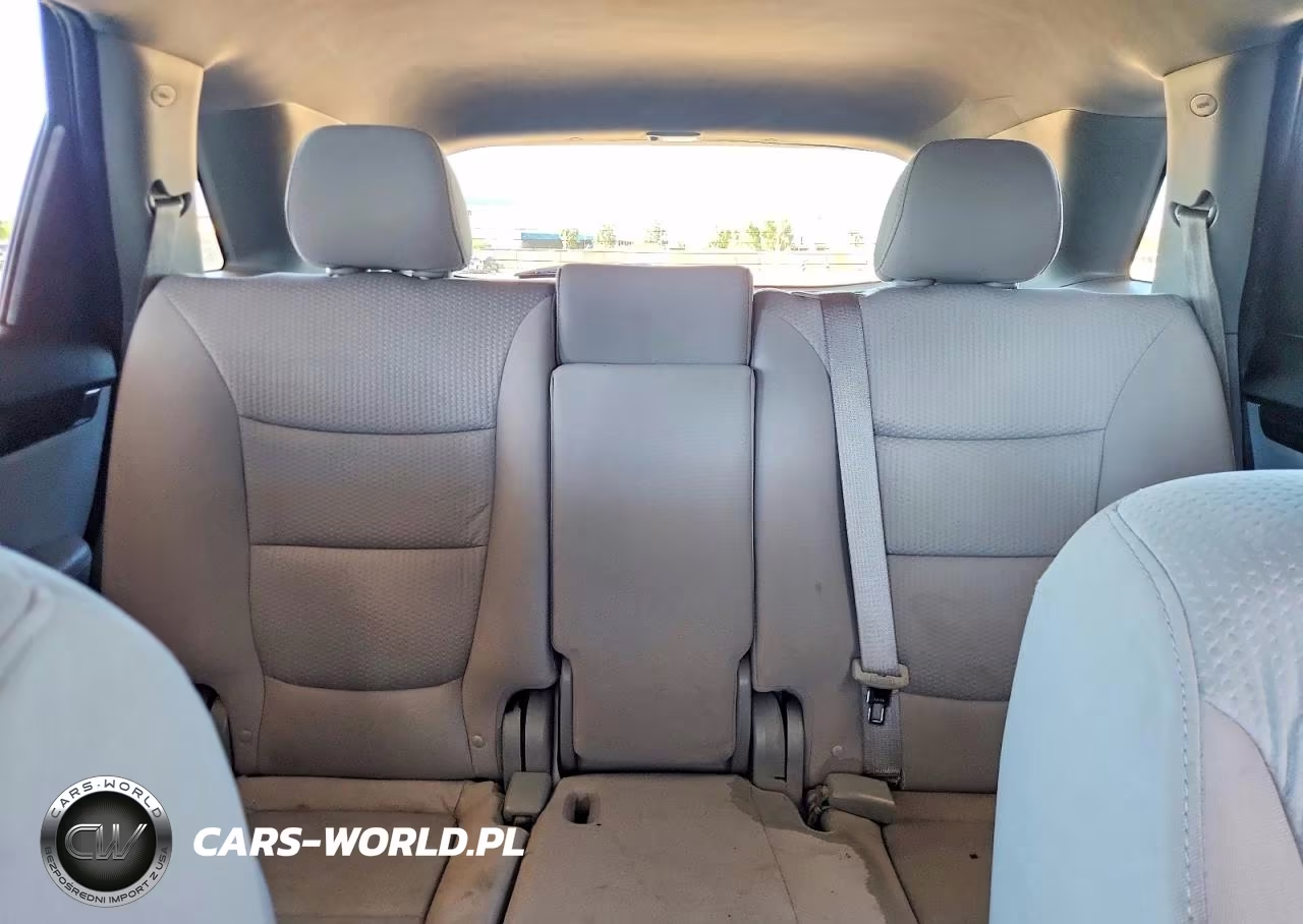 2012 Kia Sorento Lx VIN:5XYKT3A14CG197150 - 10