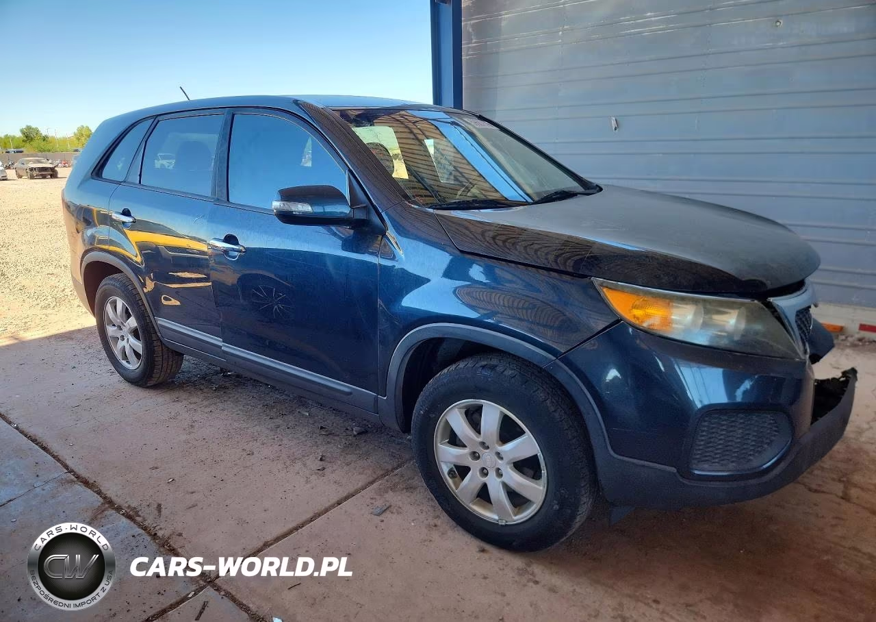 2012 Kia Sorento Lx VIN:5XYKT3A14CG197150 - 4