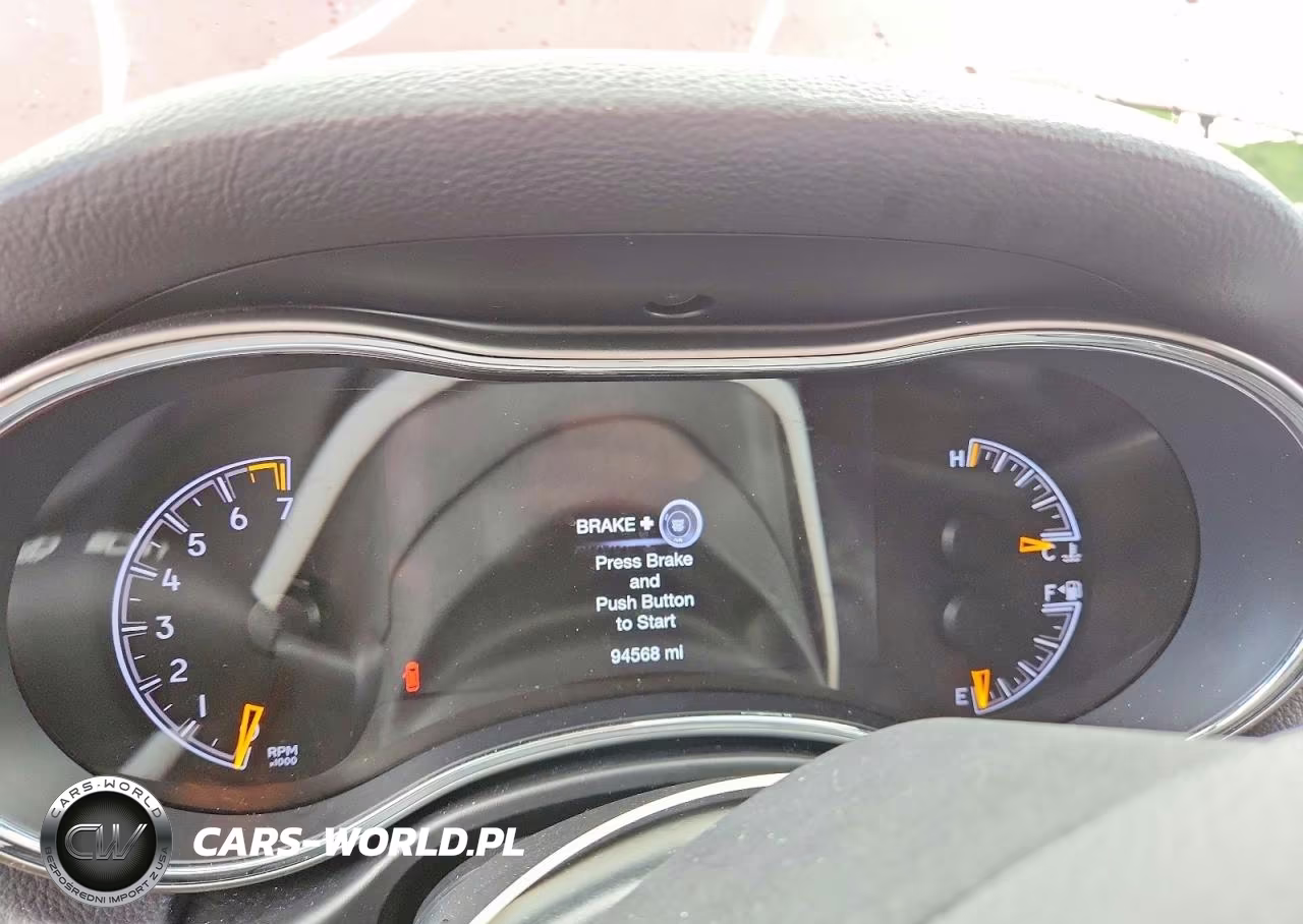 2019 Jeep Grand Cherokee Laredo VIN:1C4RJEAG3KC621795 - 9