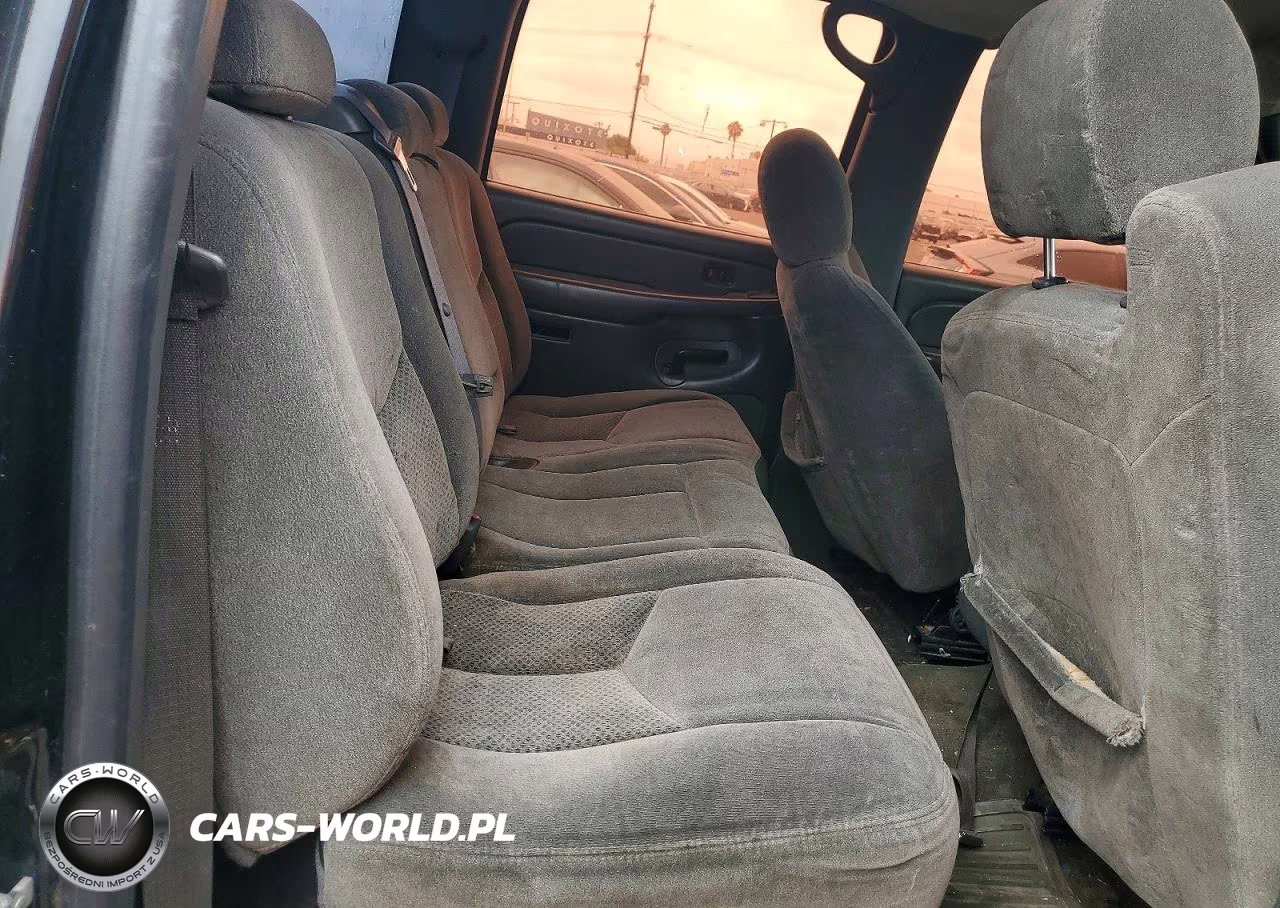 2006 Chevrolet Silverado C1500 VIN:2GCEC13V561349968 - 10