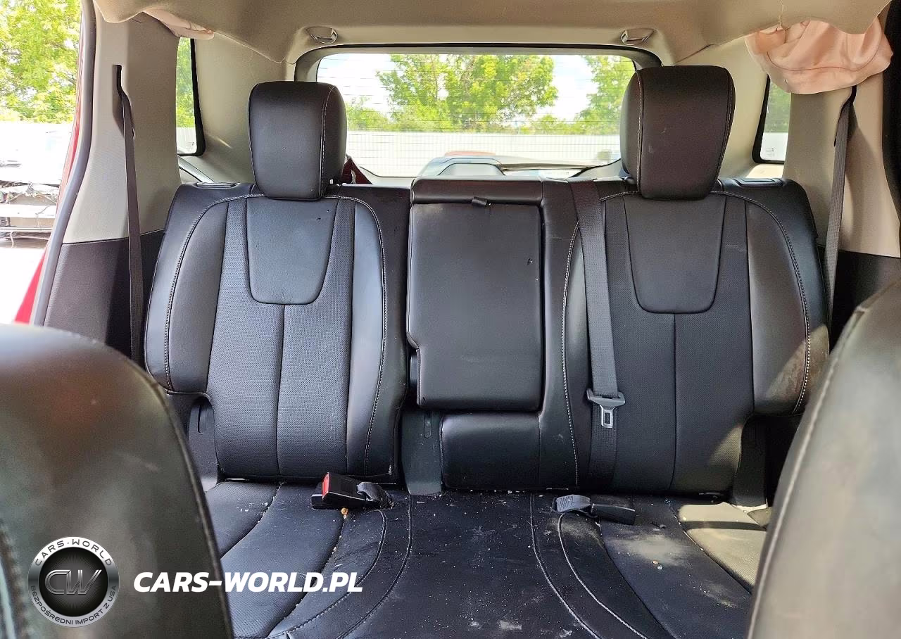 2026 GMC Terrain Denali VIN:2GKALREK7G6358261 - 10