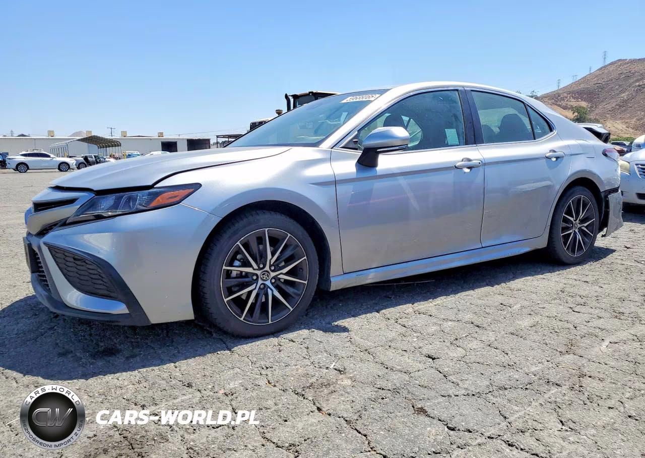 2022 Toyota Camry Se