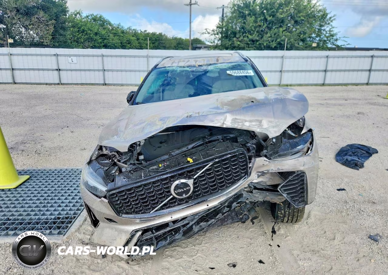2025 Volvo Xc60 Plus VIN:YV4M12RC4S1074152 - 5