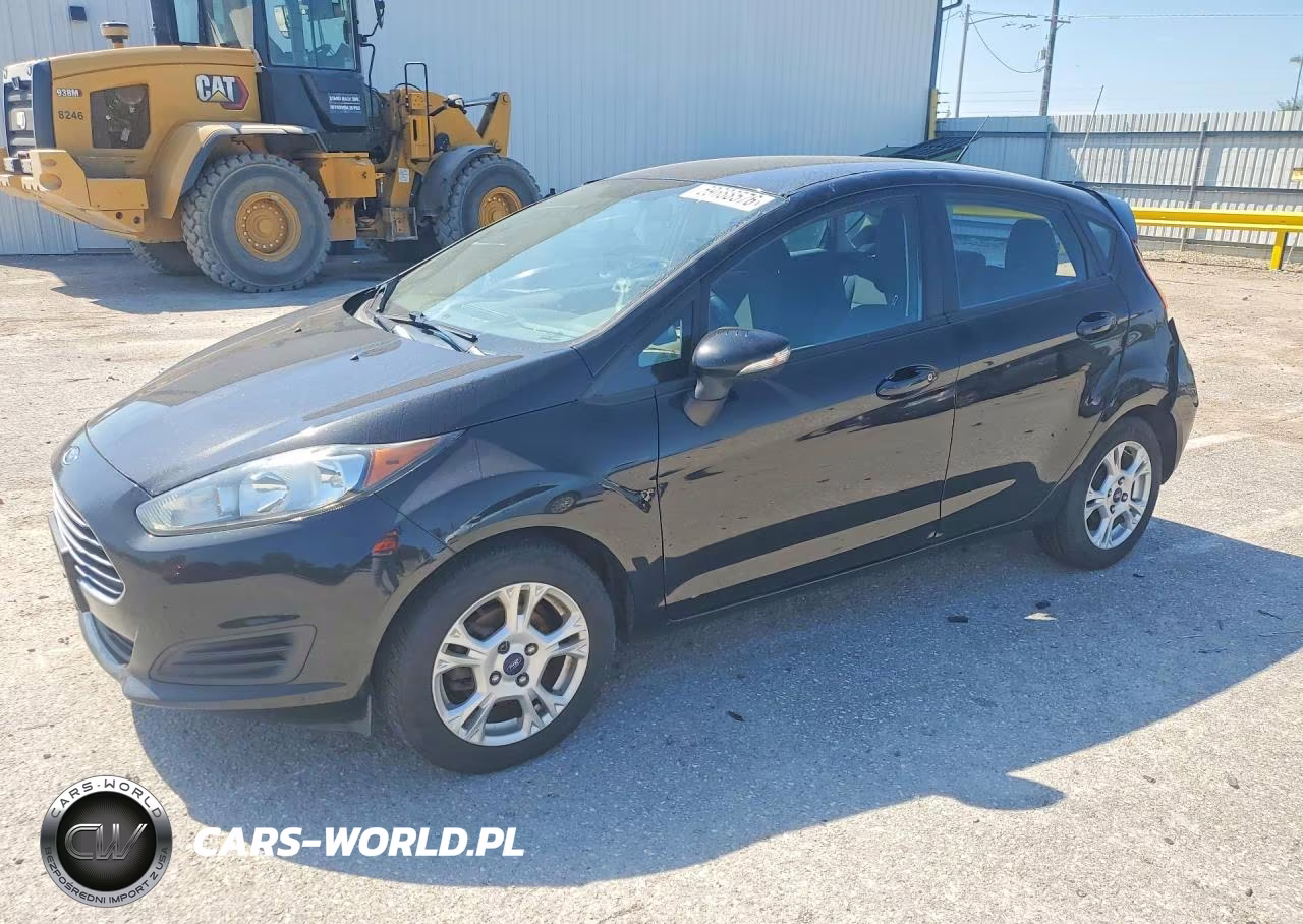2015 Ford Fiesta Se – zdjęcie 1 z 12
