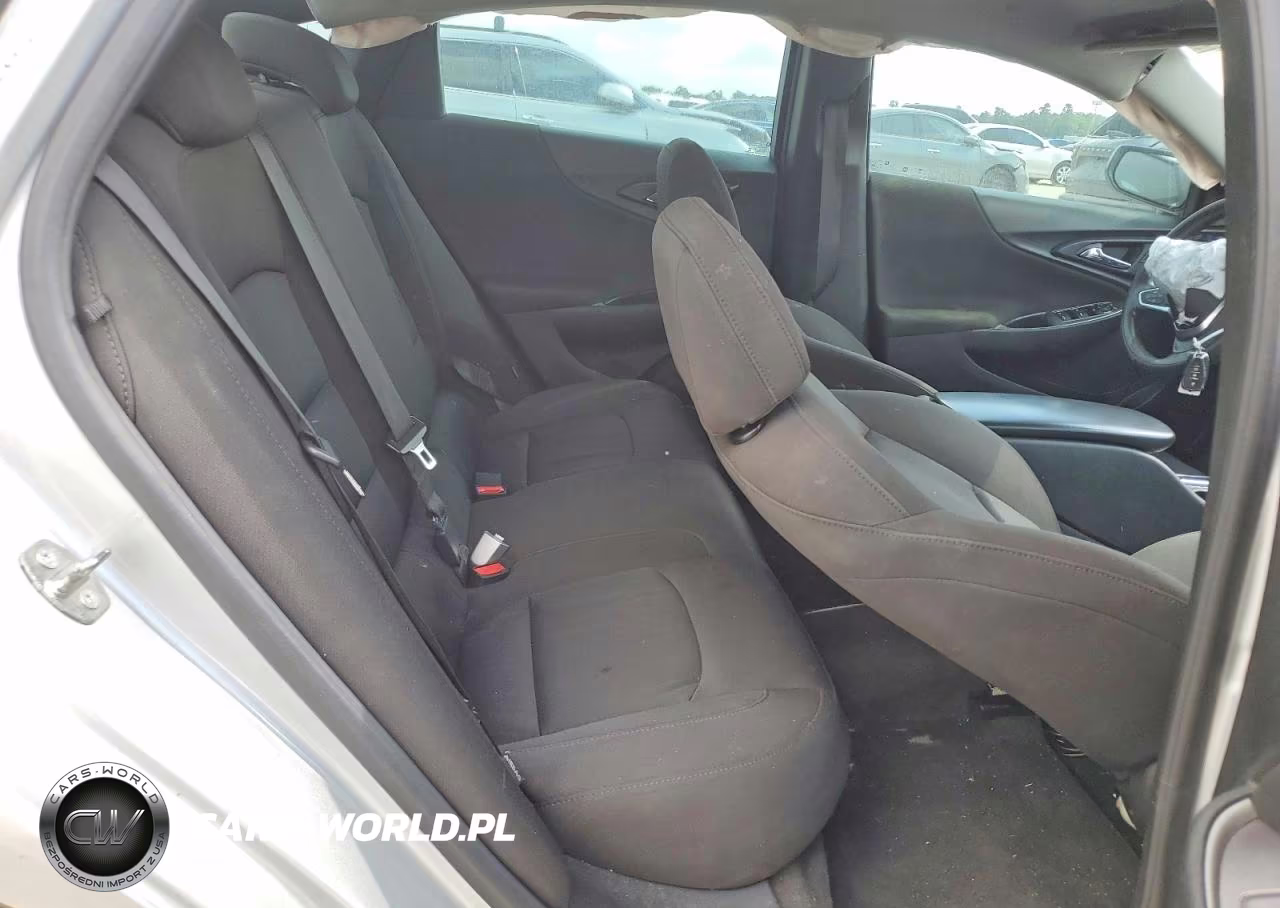 2019 Chevrolet Malibu Ls VIN:1G1ZB5ST7KF223926 - 10