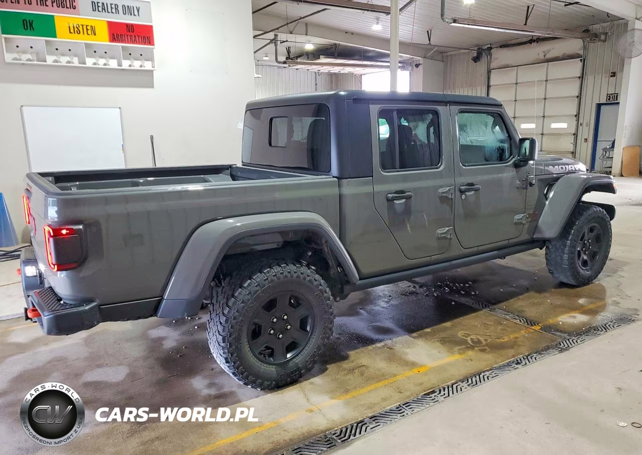 2020 Jeep Gladiator Mojave VIN:1C6JJTEG5LL207437 - 3
