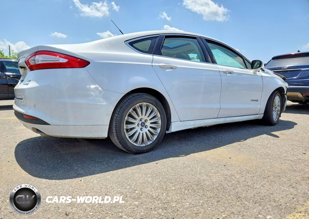 2013 Ford Fusion Se Hybrid VIN:3FA6P0LU6DR316423 - 3