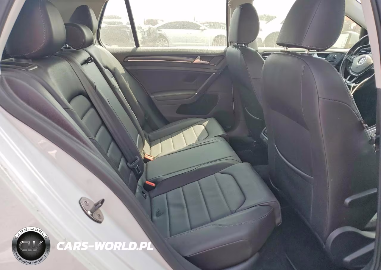 2015 Volkswagen Golf VIN:3VW217AUXFM066137 - 10