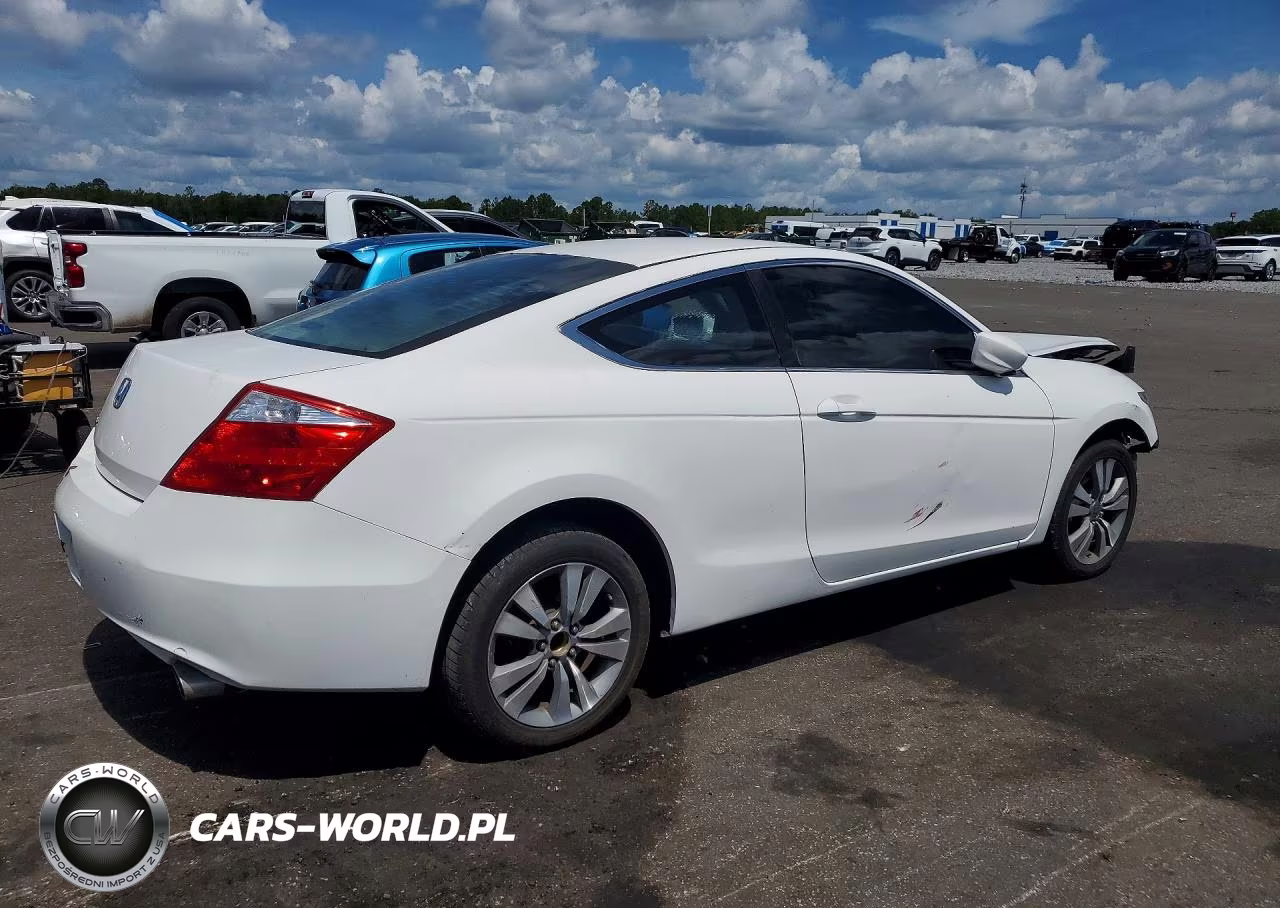 2009 Honda Accord Lx VIN:1HGCS12399A013715 - 3