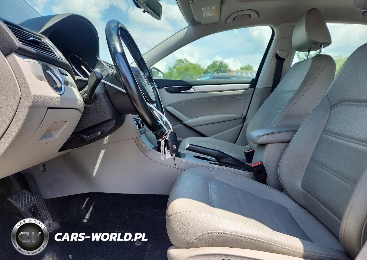 2019 Volkswagen Passat Wolfsburg VIN:1VWLA7A35KC014003 - 7