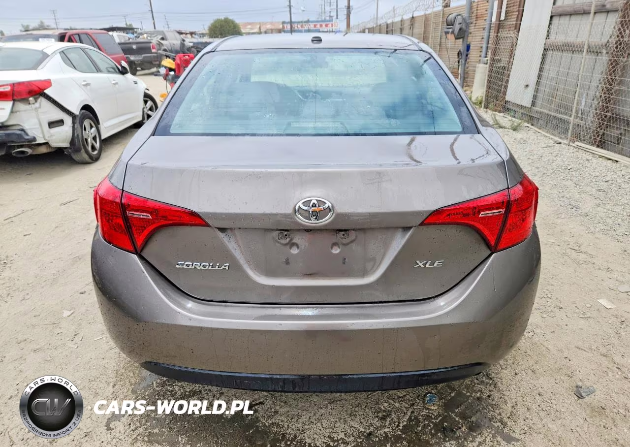 2017 Toyota Corolla Xle VIN:5YFBURHE7HP684323 - 6