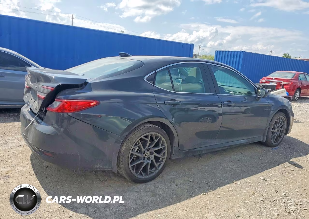 2026 Toyota Camry Xle VIN:4T1DBADK8TU555090 - 3