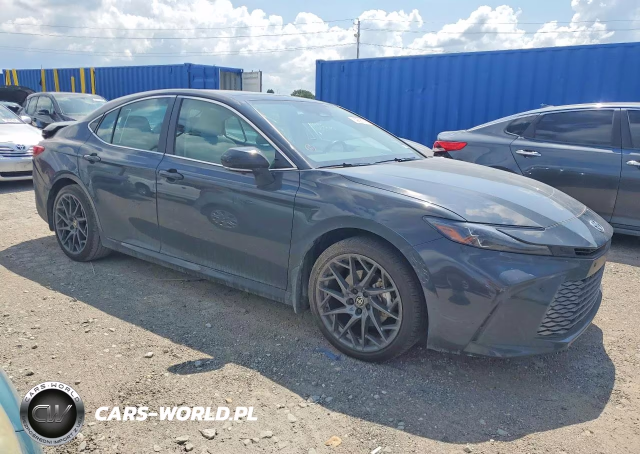 2026 Toyota Camry Xle VIN:4T1DBADK8TU555090 - 4