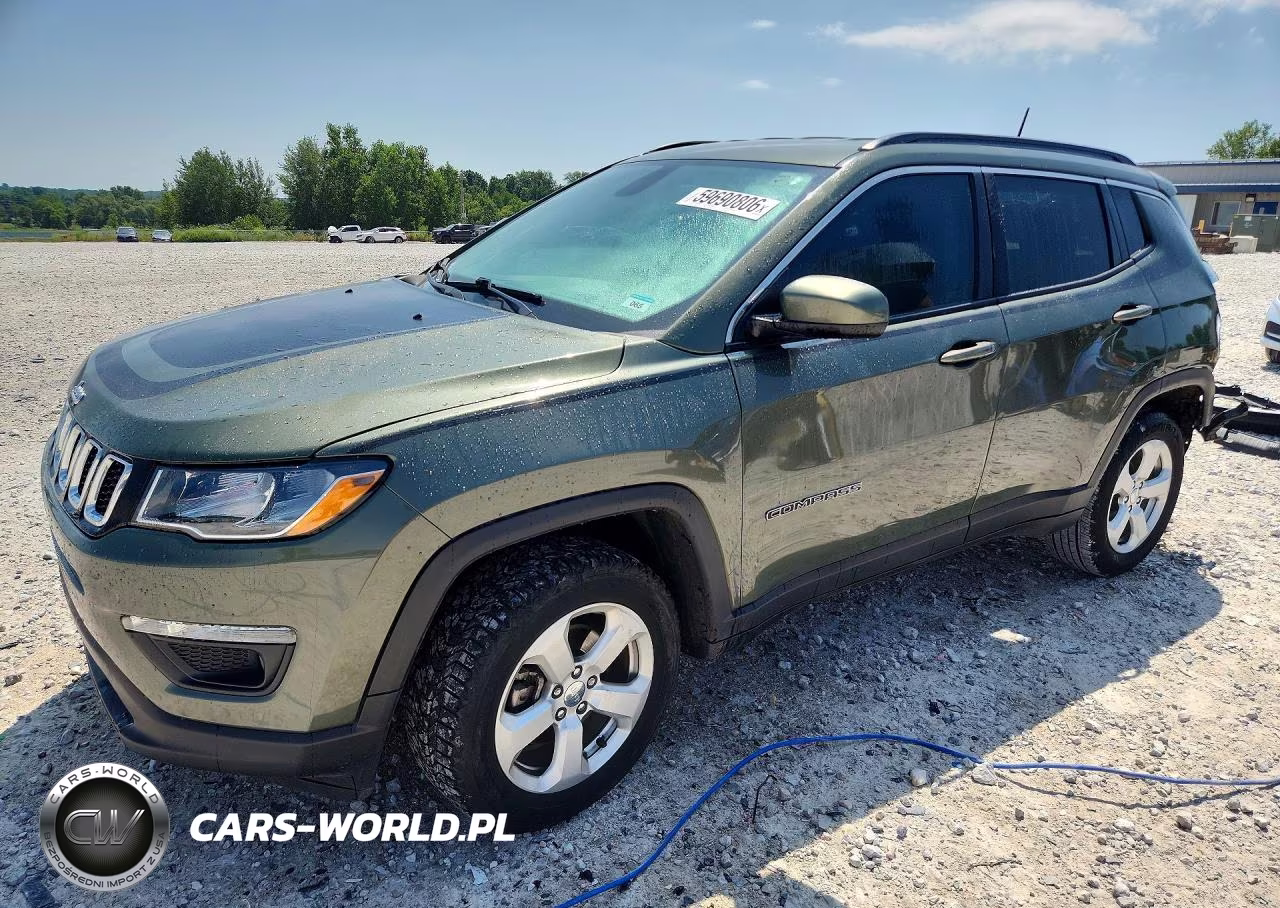 2018 Jeep Compass Latitude VIN:3C4NJDBB8JT284376 - 1