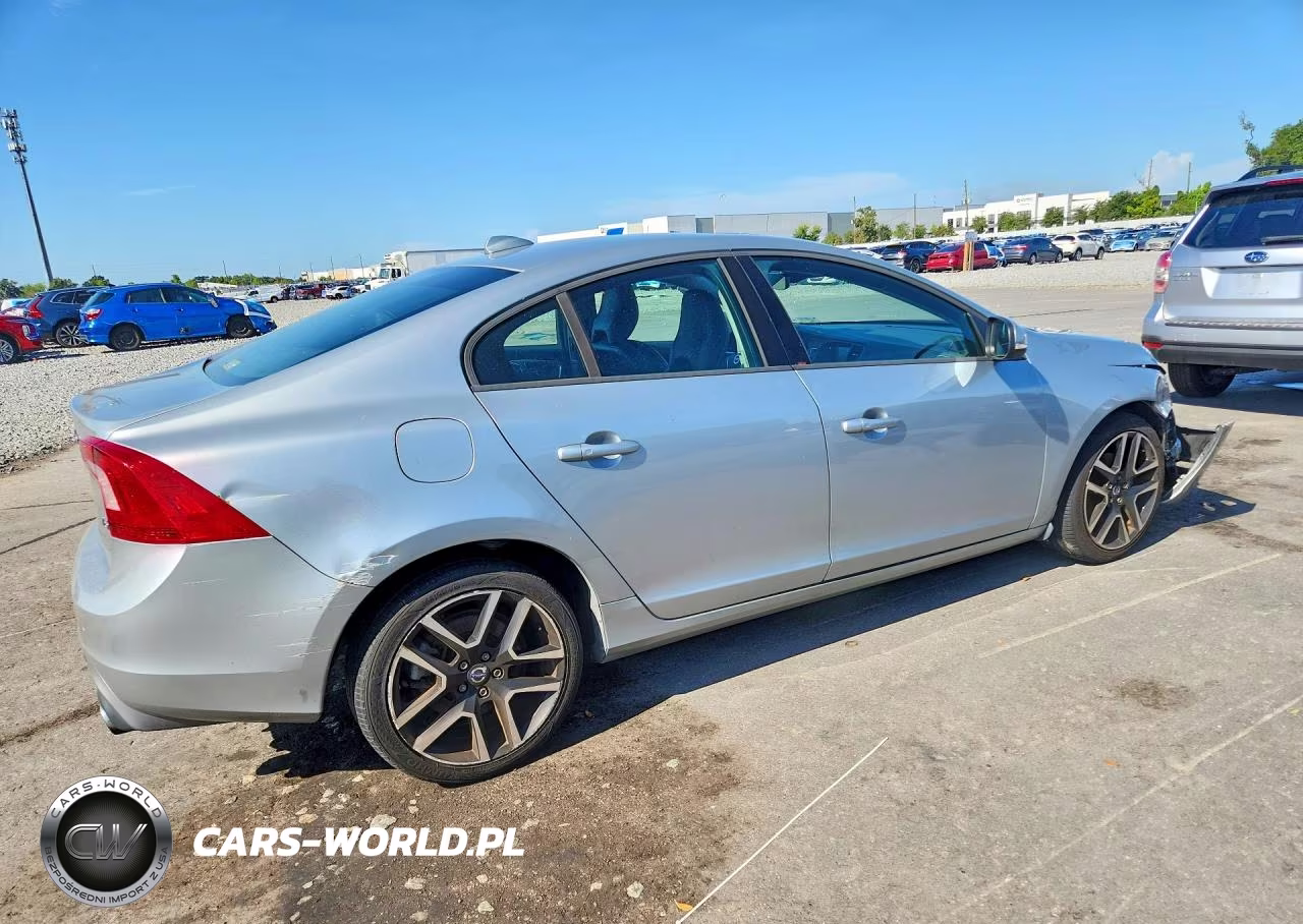 2017 Volvo S60 VIN:YV126MFL4H2431418 - 3