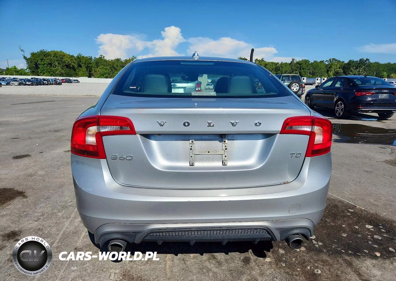 2017 Volvo S60 VIN:YV126MFL4H2431418 - 6