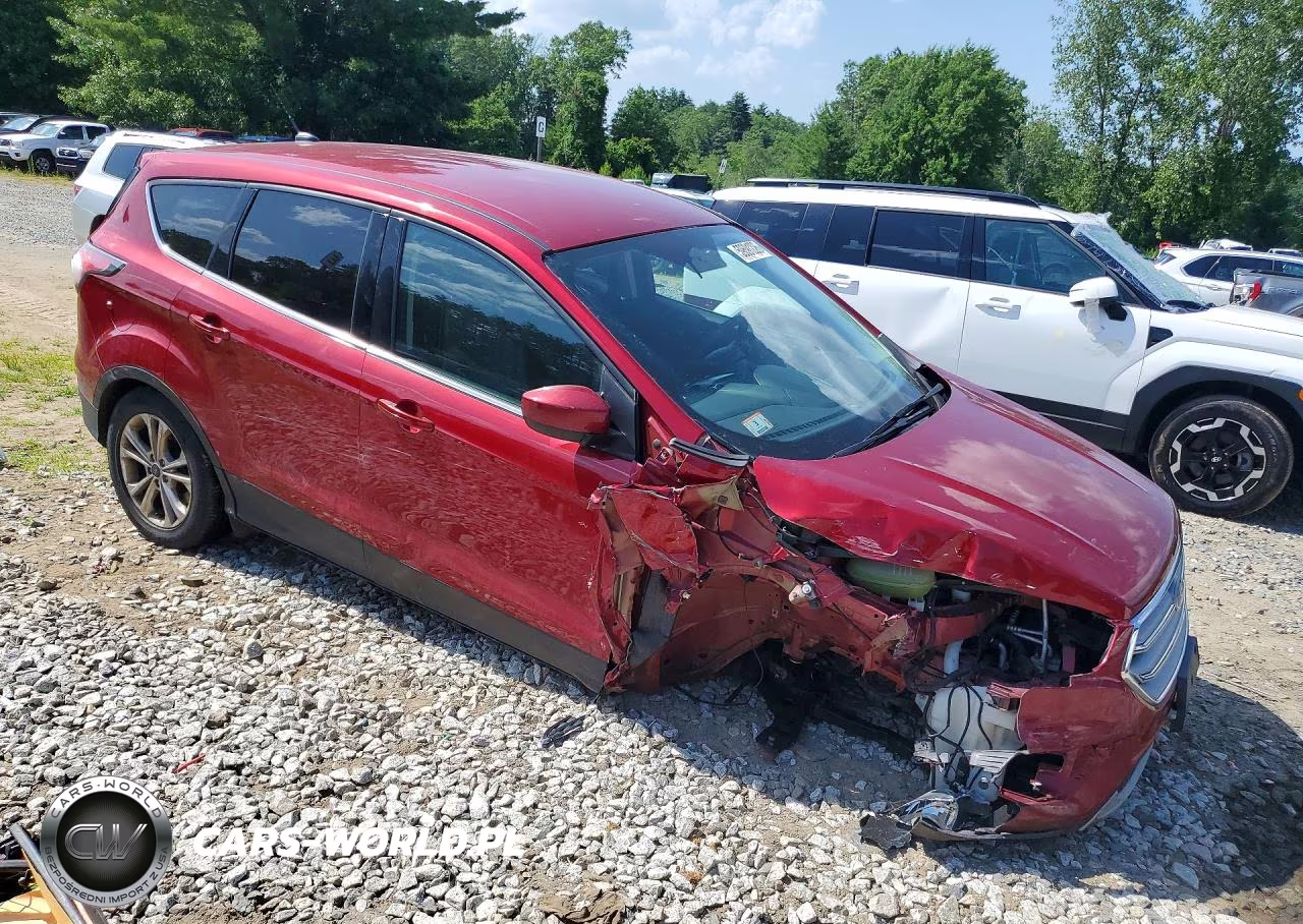 2017 Ford Escape Se VIN:1FMCU9GD0HUB58384 - 4