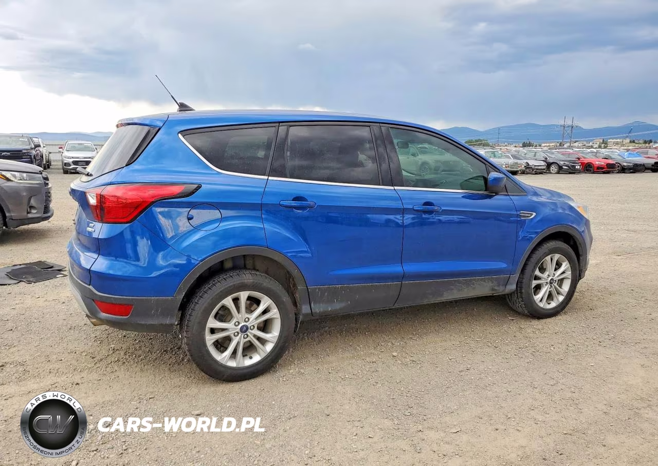 2019 Ford Escape Se VIN:1FMCU9GD2KUB09078 - 3
