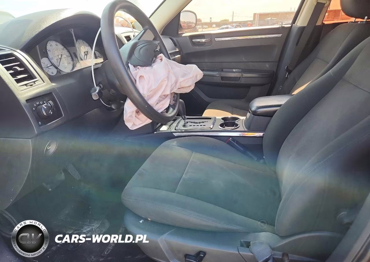 2009 Chrysler 300 VIN:2C3KA53V19H587509 - 7