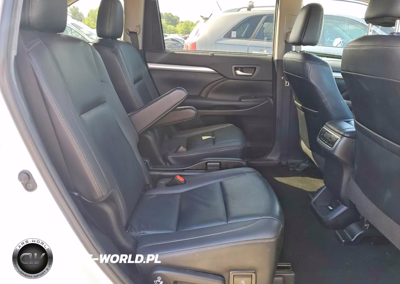 2019 Toyota Highlander Xle VIN:5TDJZRFH3KS745031 - 11