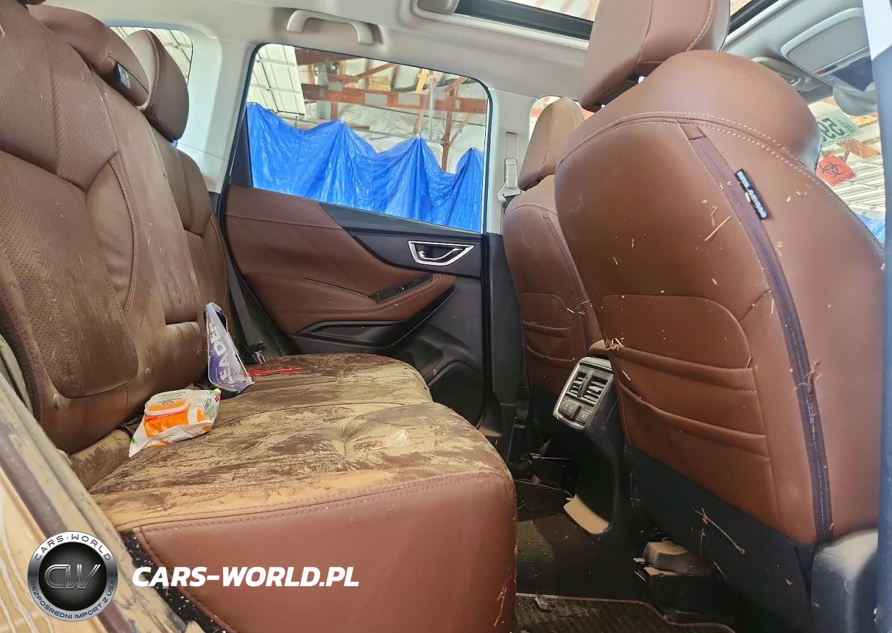 2021 Subaru Forester Touring VIN:JF2SKAXC9MH409874 - 11