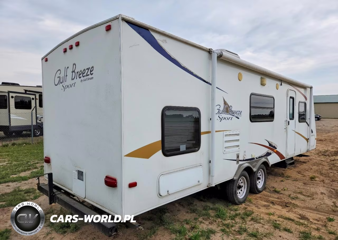 2010 Gulf Stream Gulf Breez Camper VIN:1NL1XTM22A1026053 - 4