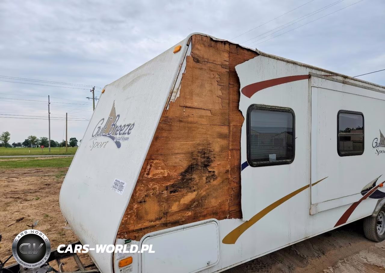 2010 Gulf Stream Gulf Breez Camper VIN:1NL1XTM22A1026053 - 9