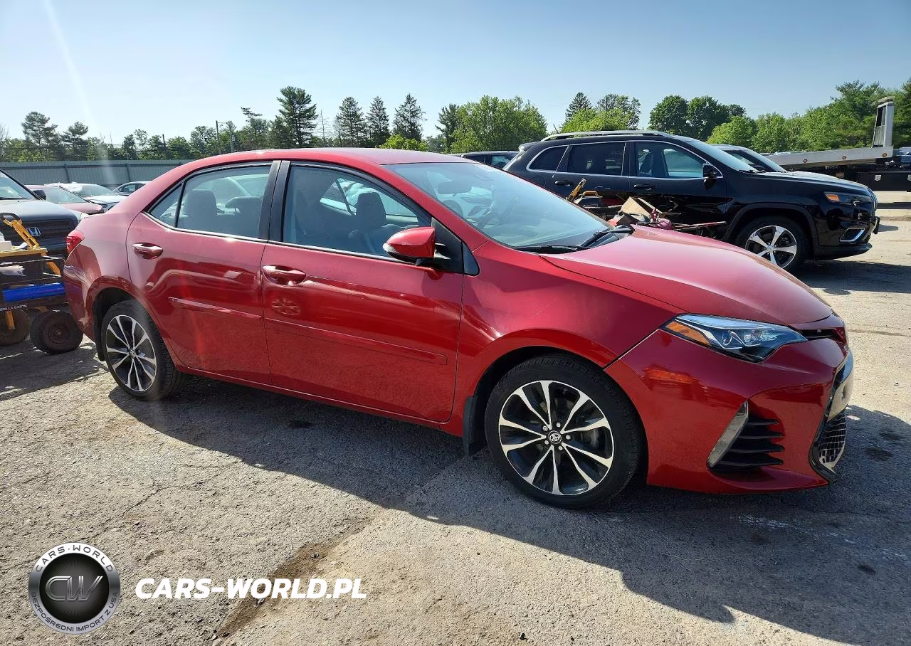 2019 Toyota Corolla Se VIN:2T1BURHE5KC206246 - 4