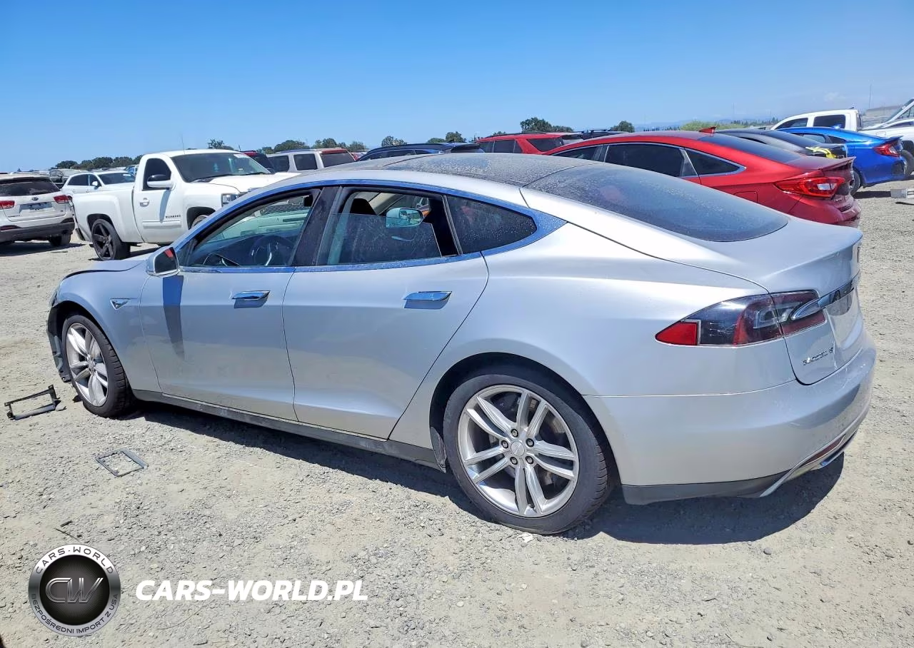 2013 Tesla Model S VIN:5YJSA1CN5DFP07170 - 2