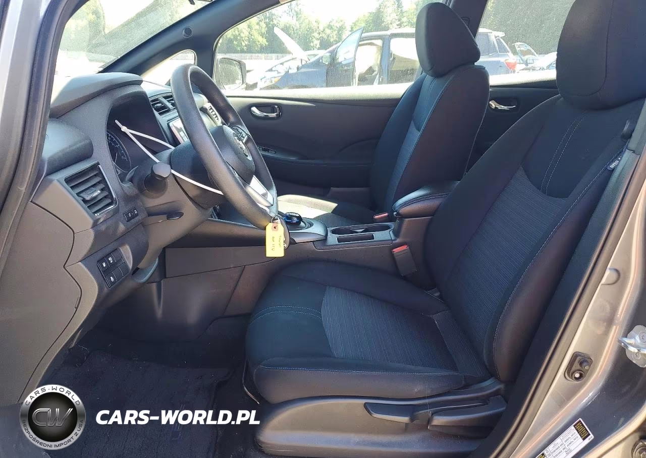 2019 Nissan Leaf S Plus VIN:1N4BZ1CP7KC317276 - 7