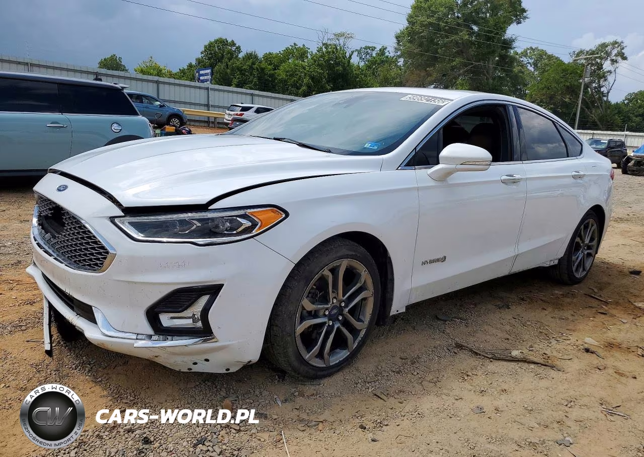 2019 Ford Fusion Titanium – zdjęcie 1 z 12