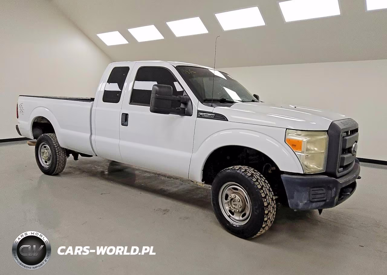 2015 Ford F250 Super Duty VIN:1FT7X2B68FEB23810 - 4