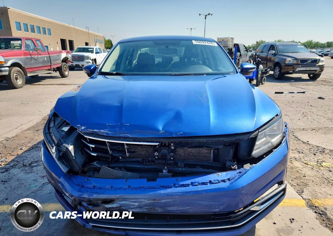 2017 Volkswagen Passat S VIN:1VWAT7A38HC054750 - 5