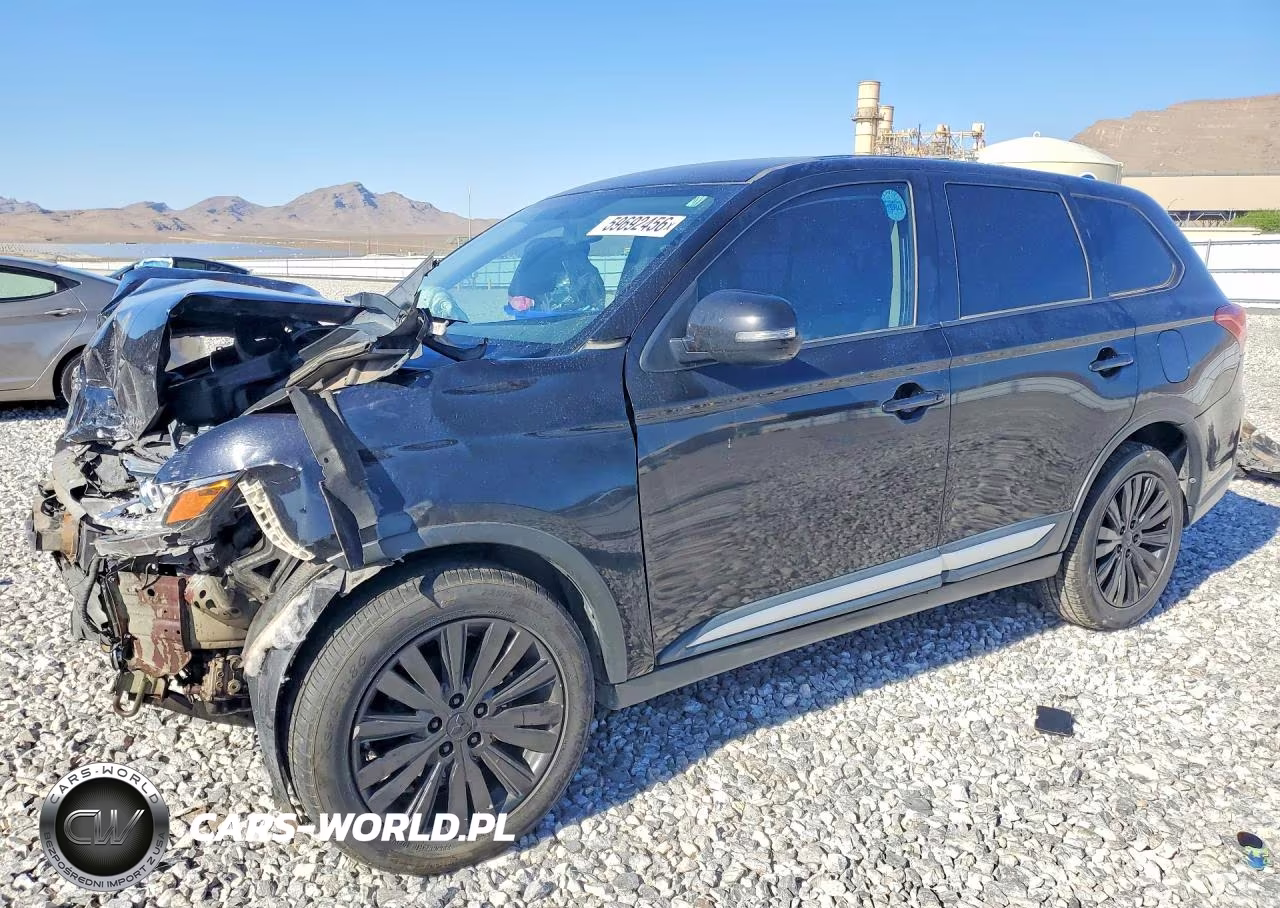 2019 Mitsubishi Outlander Se – zdjęcie 1 z 13