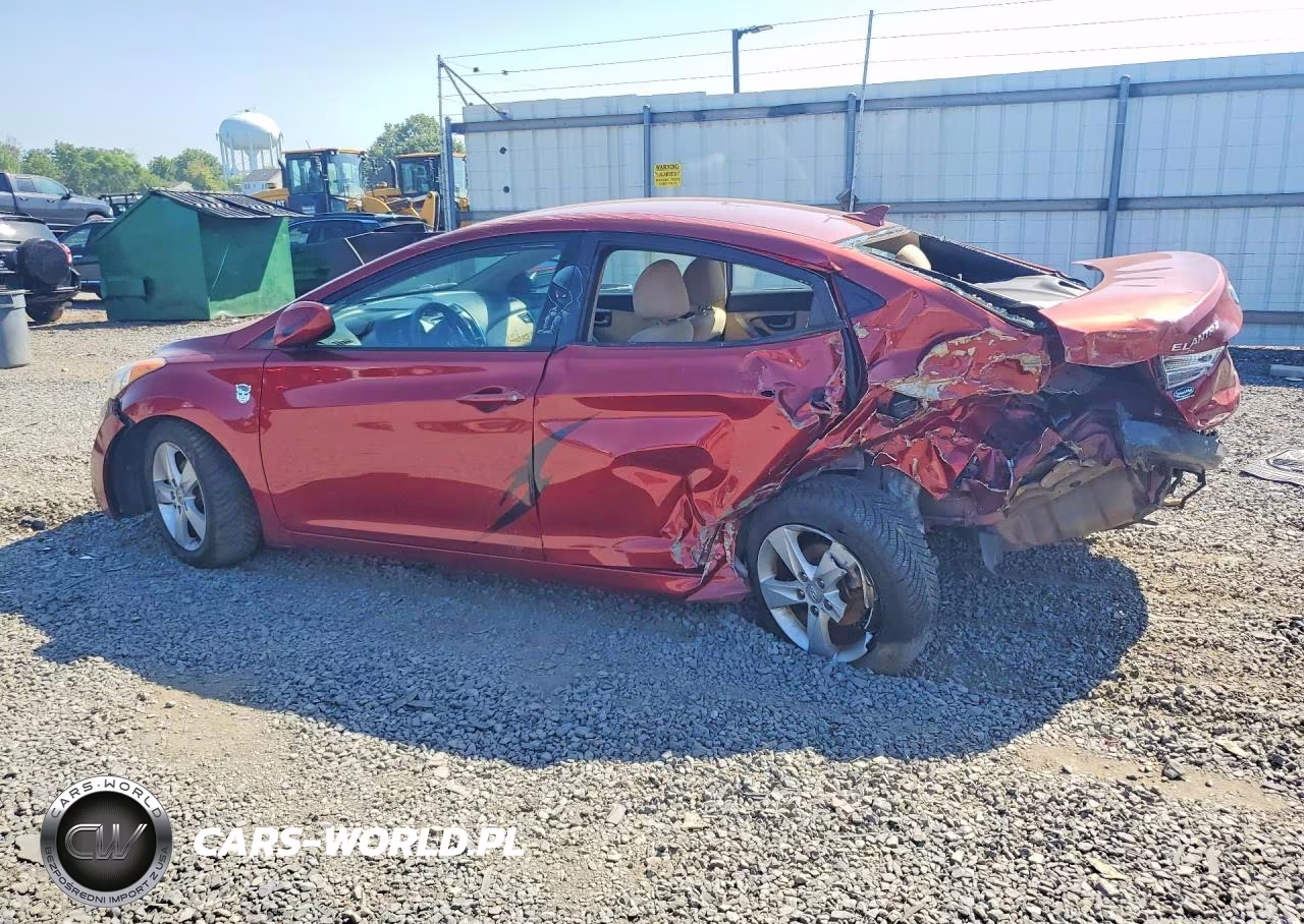2013 Hyundai Elantra VIN:5NPDH4AE1DH392457 - 2