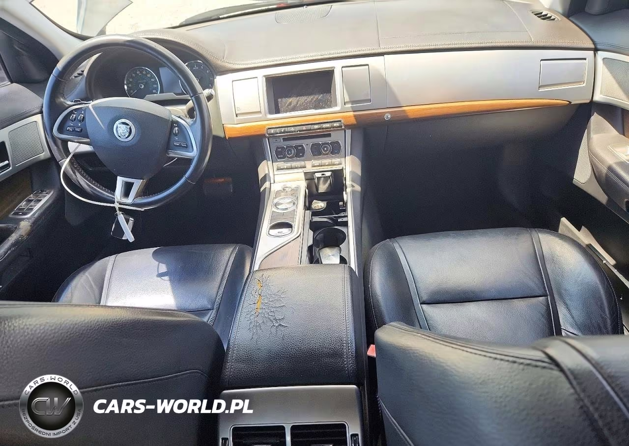 2013 Jaguar Xf VIN:SAJWA0ES6DPU00757 - 8