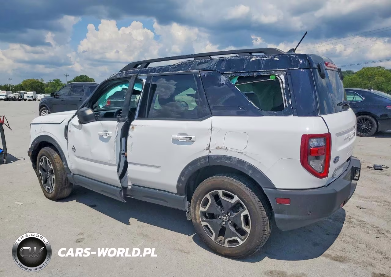 2024 Ford Bronco Sport Outer Banks VIN:3FMCR9C67RRE14084 - 2