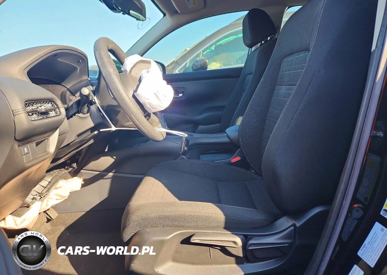 2025 Honda Hr-V Lx VIN:3CZRZ2H34SM741303 - 7