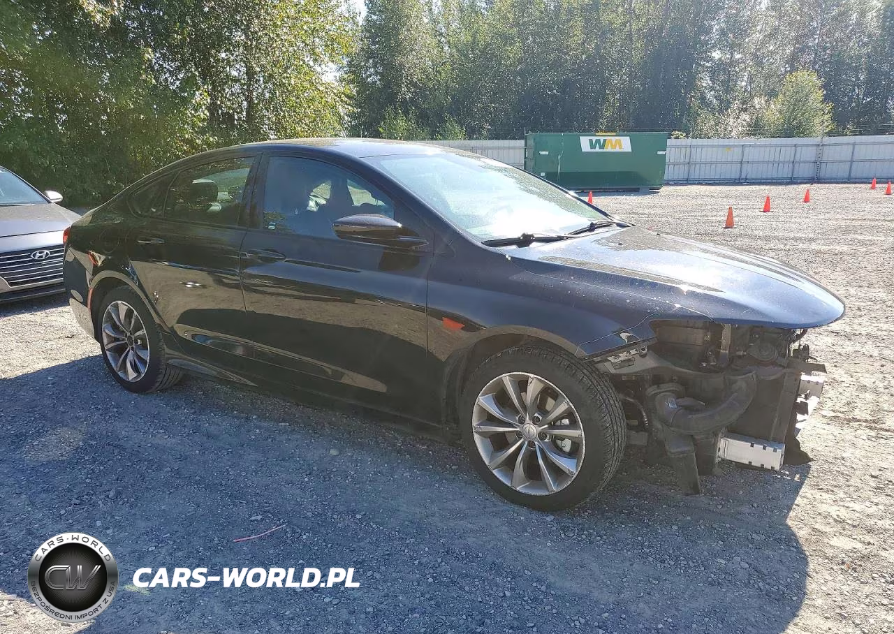 2015 Chrysler 200 S VIN:1C3CCCBB5FN581760 - 4