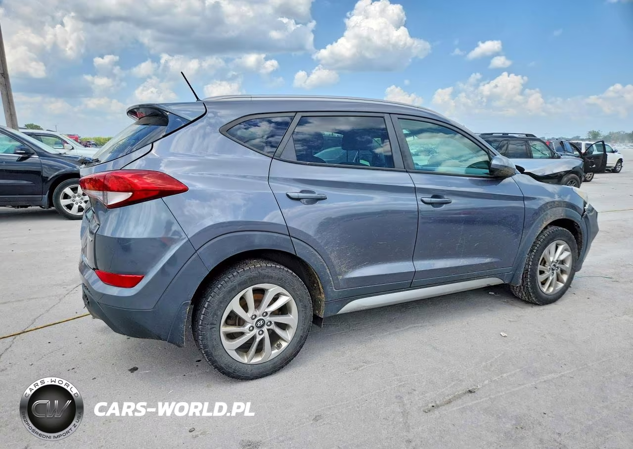 2017 Hyundai Tucson Se VIN:KM8J3CA47HU350658 - 3