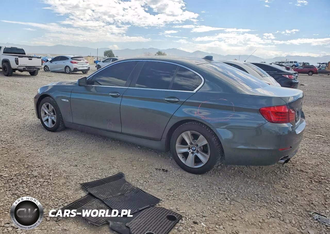 2013 BMW 528 Xi VIN:WBAXH5C52DDW13423 - 2