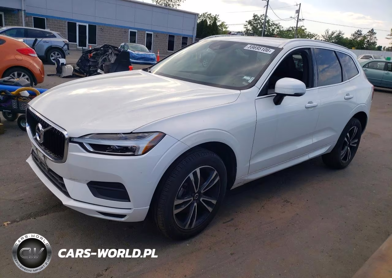 2020 Volvo Xc60 T5 Momentum – zdjęcie 1 z 14