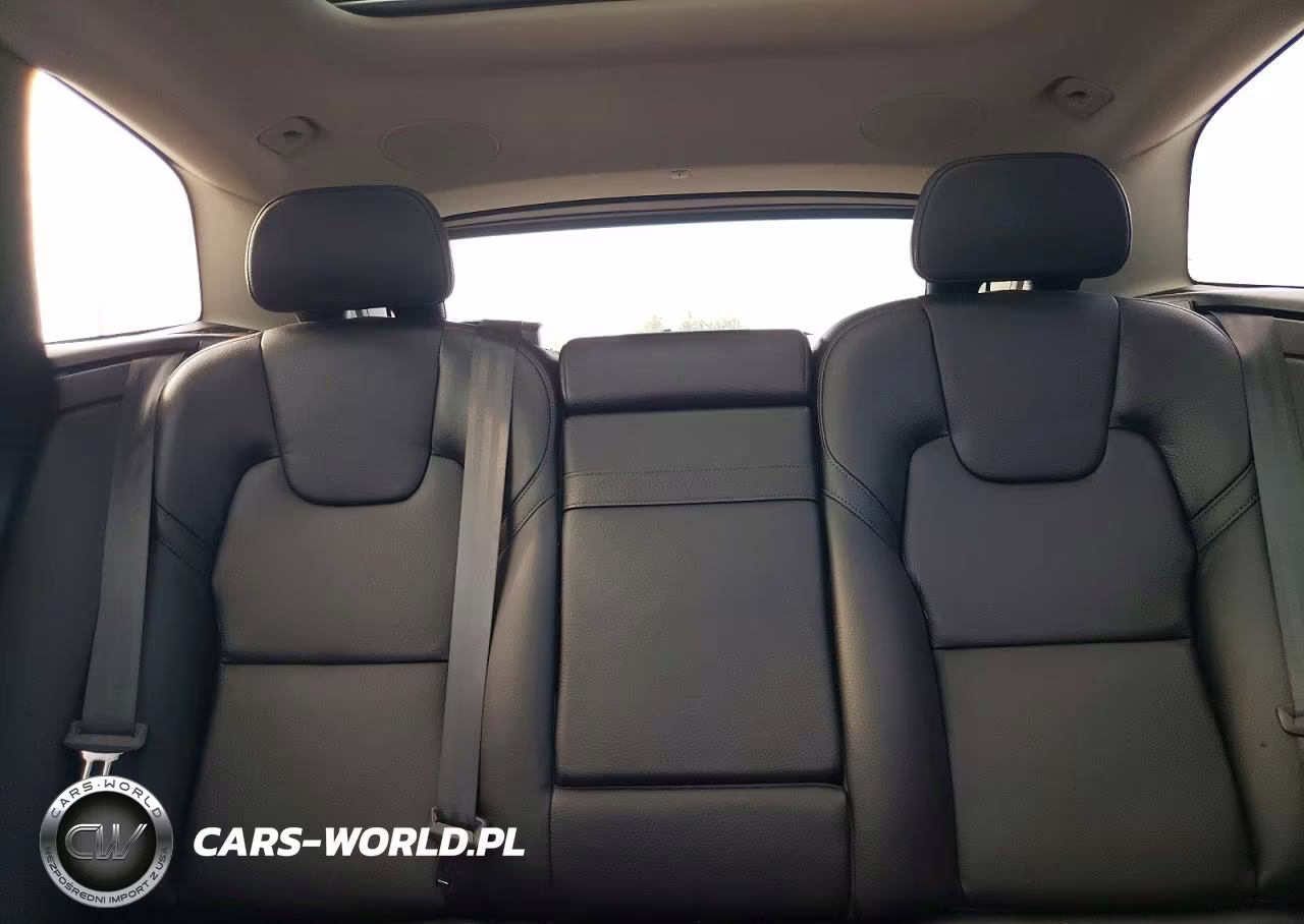 2020 Volvo Xc60 T5 Momentum VIN:YV4102RK3L1482978 - 10